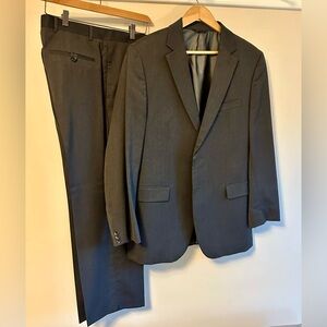 Banana Republic Lanificio F.Lli Cerruti Wool Suit